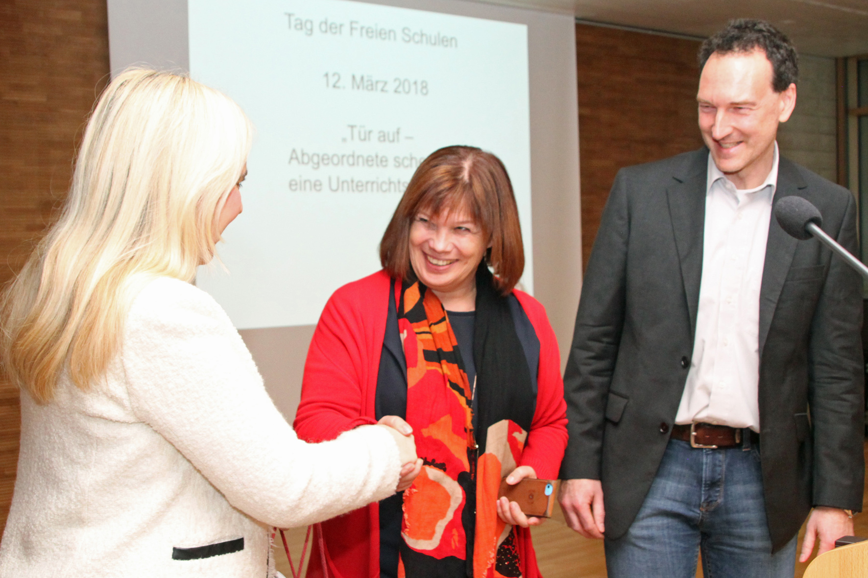 Begrüßung durch die Schulleitungen (Frau Hauck Realschule, Herr Reheuser Gymnasium)